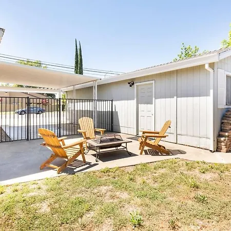 Misha'S Hunn Cottage Yuba City Exterior photo