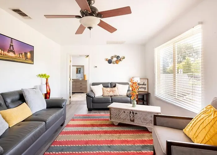 Misha\'S Hunn Cottage