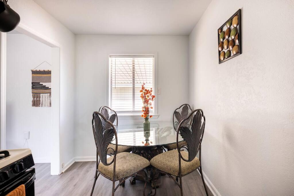 Apartment Misha's Hunn Yuba City
